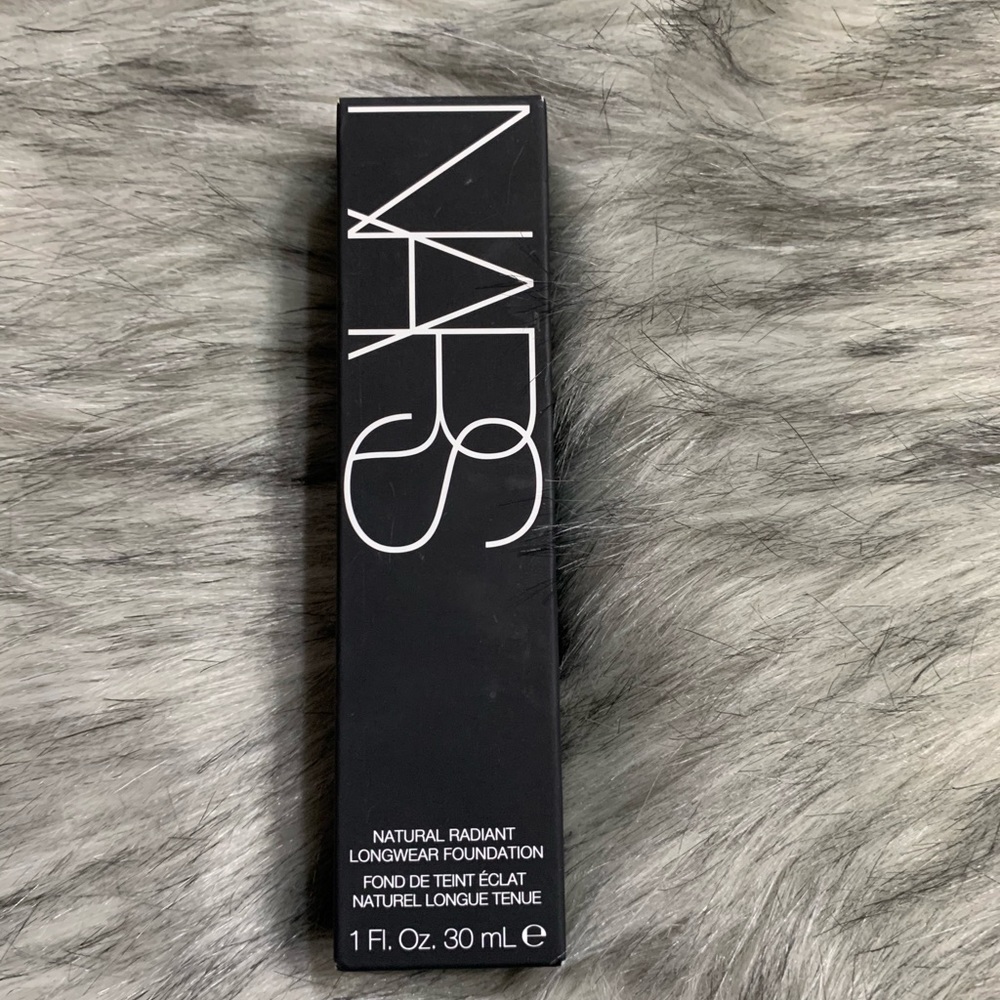NARS Natural Radiant Foundation 🆕